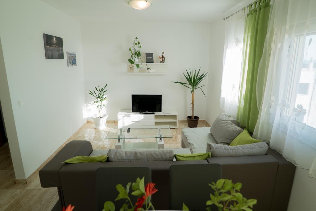 Apartmani Ruzica Makarska Exterior foto